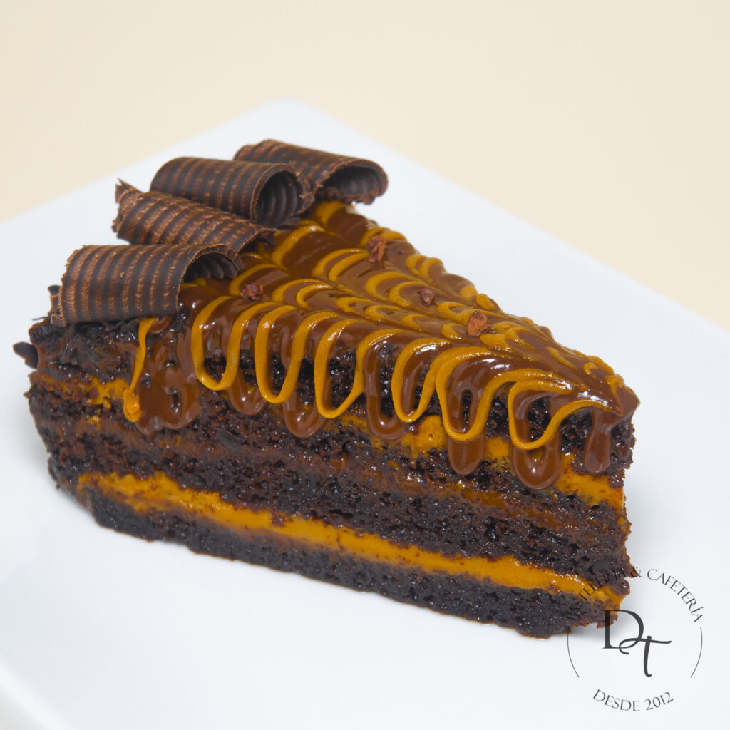 torta de chocolate con manjar