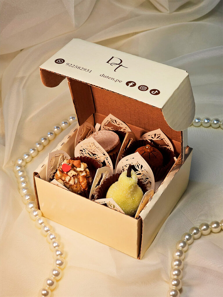 Pettit Fours Peru postres fiestas patrias duten