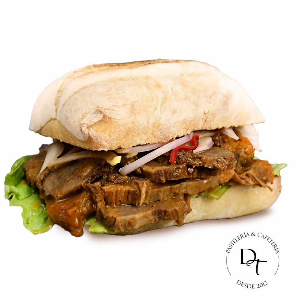 Sándwich de Asado Criollo