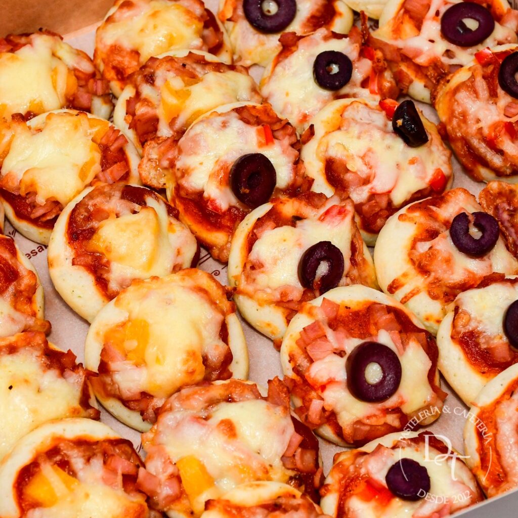 mini pizzas mixtas