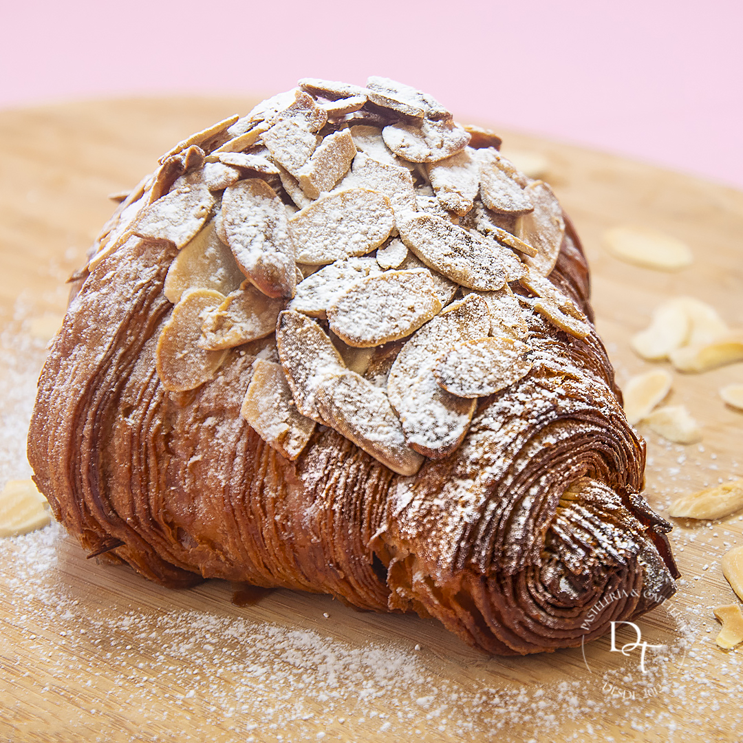 Croissant de Almendras Duten